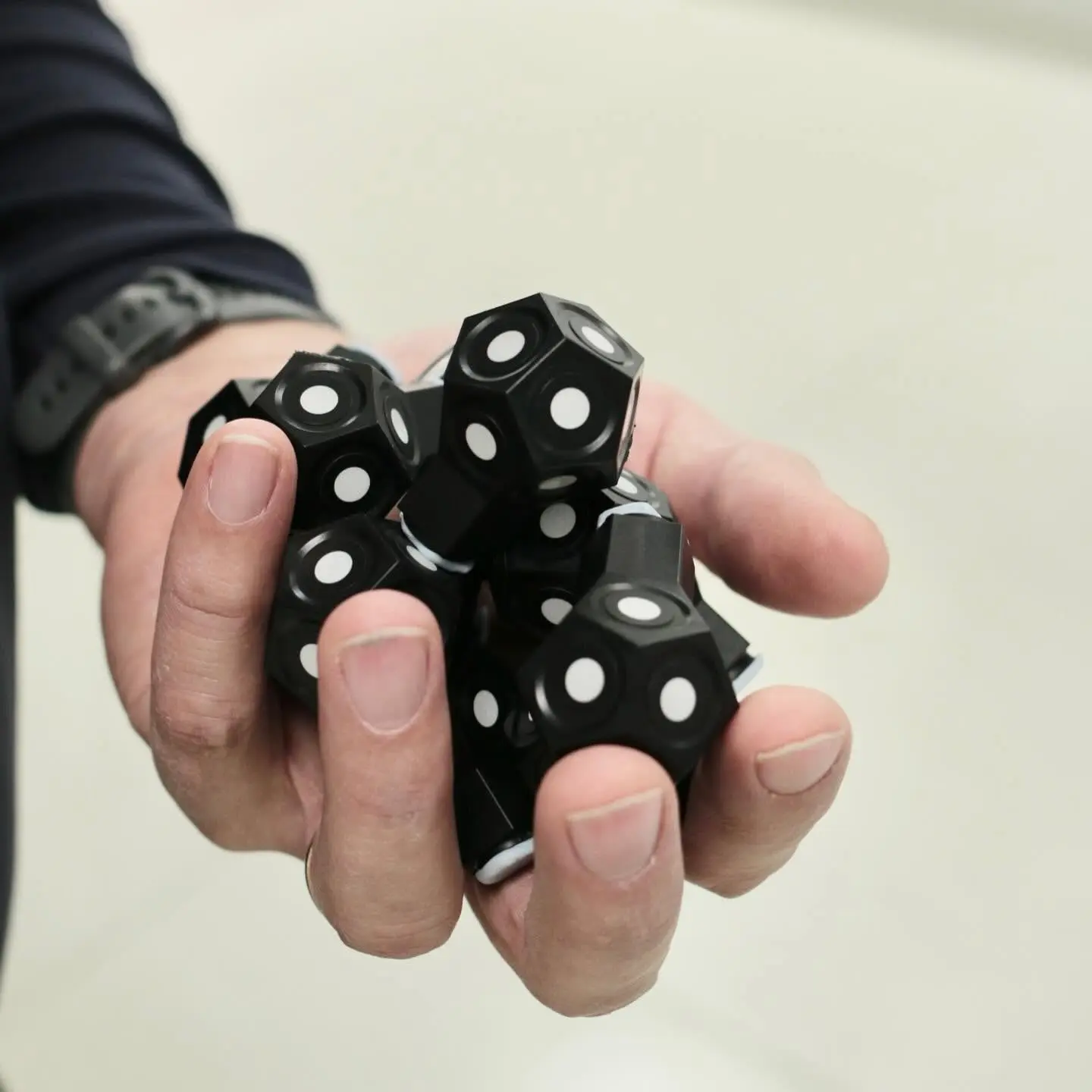 AESUB Dice Handful
